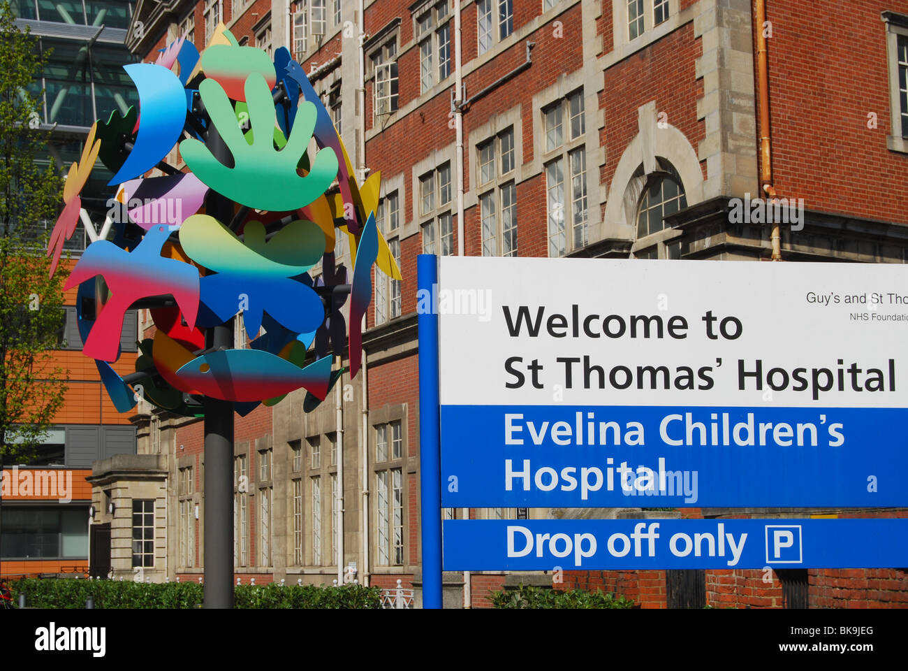 St Thomas' Hospital London Stock Photo - Alamy