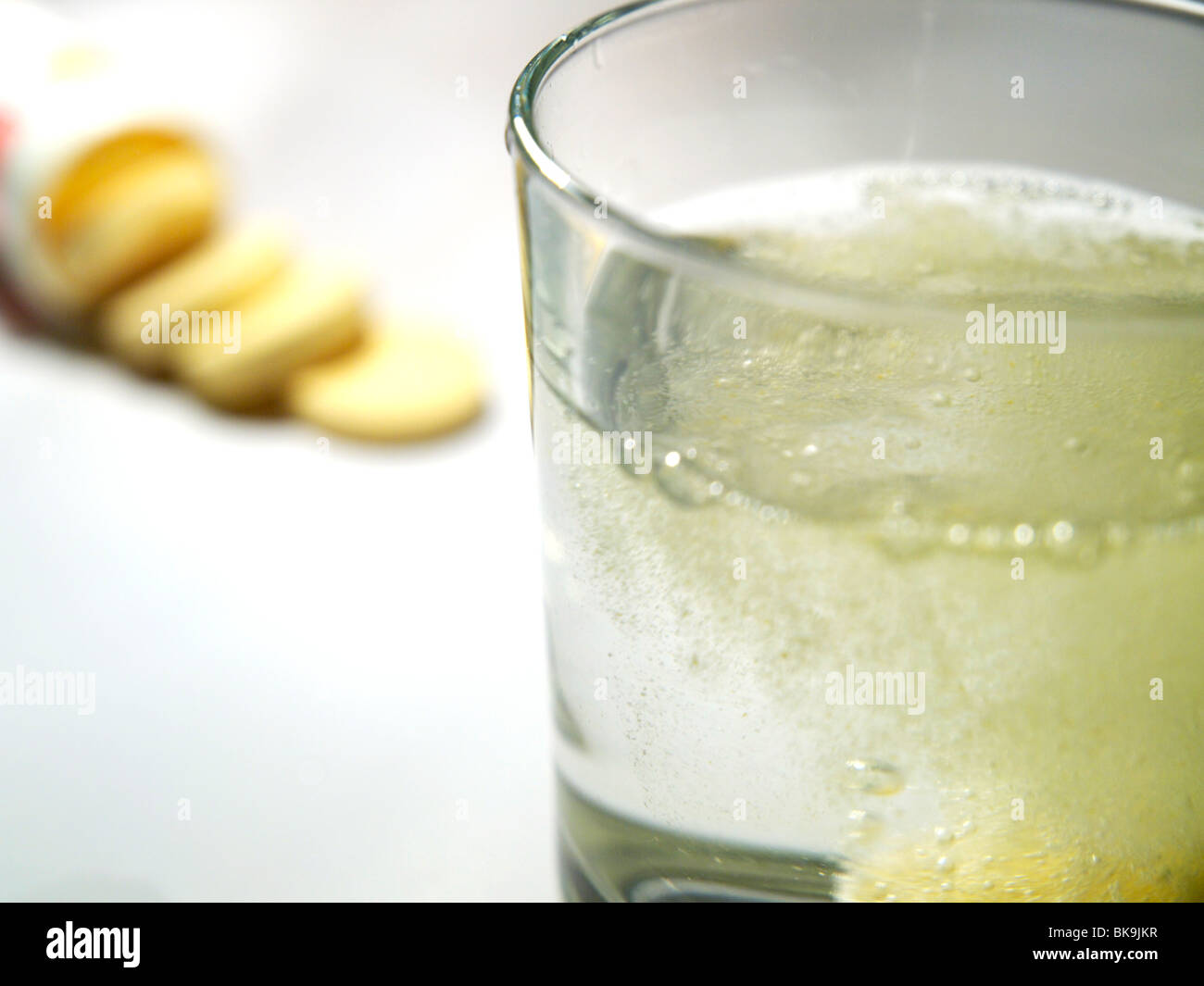 Indigestion tablets hires stock photography and images Alamy