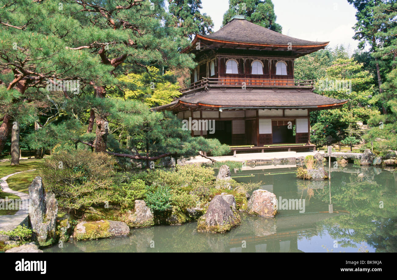 Pagoda in Japanese garden, Japan Stock Photo Alamy