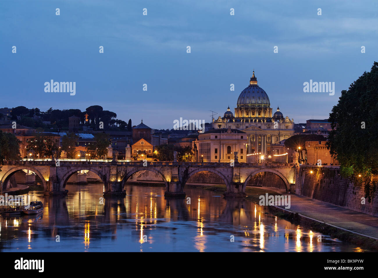 St. Peter's Basilica in the evening, Vatican City, Rome, Italy Stock Photo
