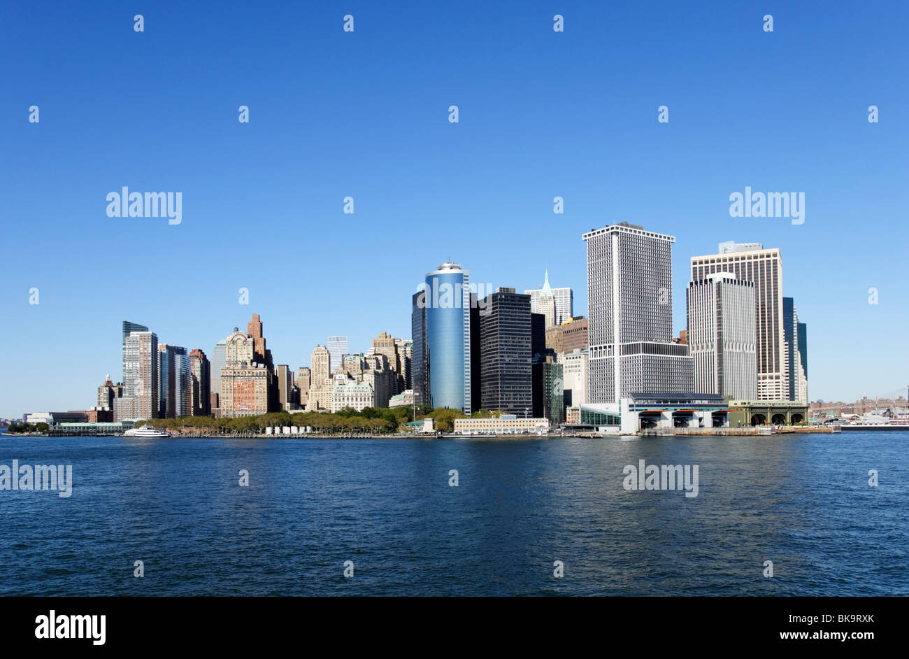 Skyline of new york hi-res stock photography and images - Alamy