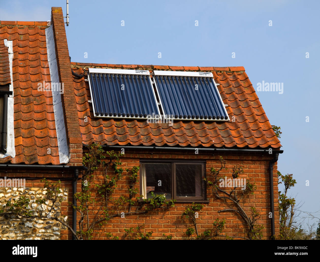 Solar heating panel hires stock photography and images Alamy