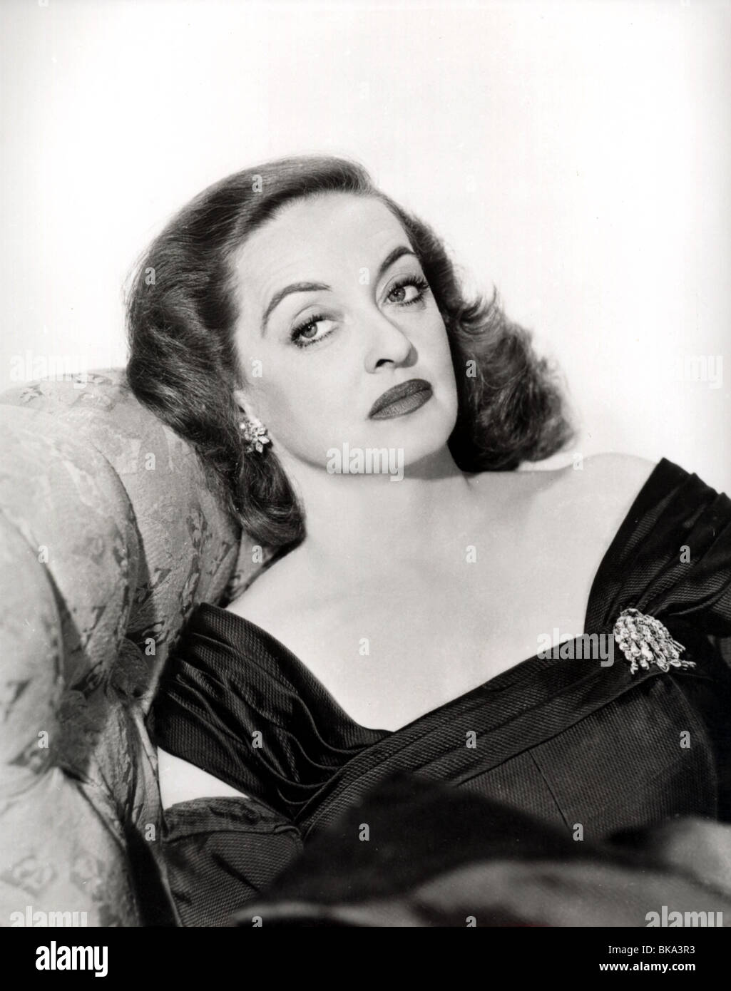All About Eve Bette Davis Film High Resolution Stock Photography And Images Alamy All About Eve Bette Davis Film High Resolution Stock Photography And Images Alamy