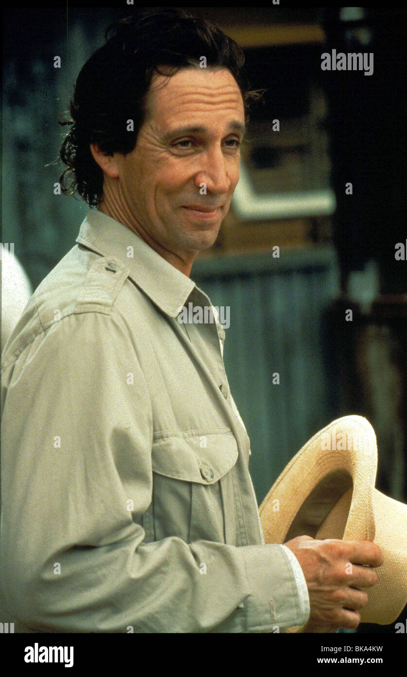 ANACONDA (1997) JONATHAN HYDE HAT ANAC 076 Stock Photo Alamy