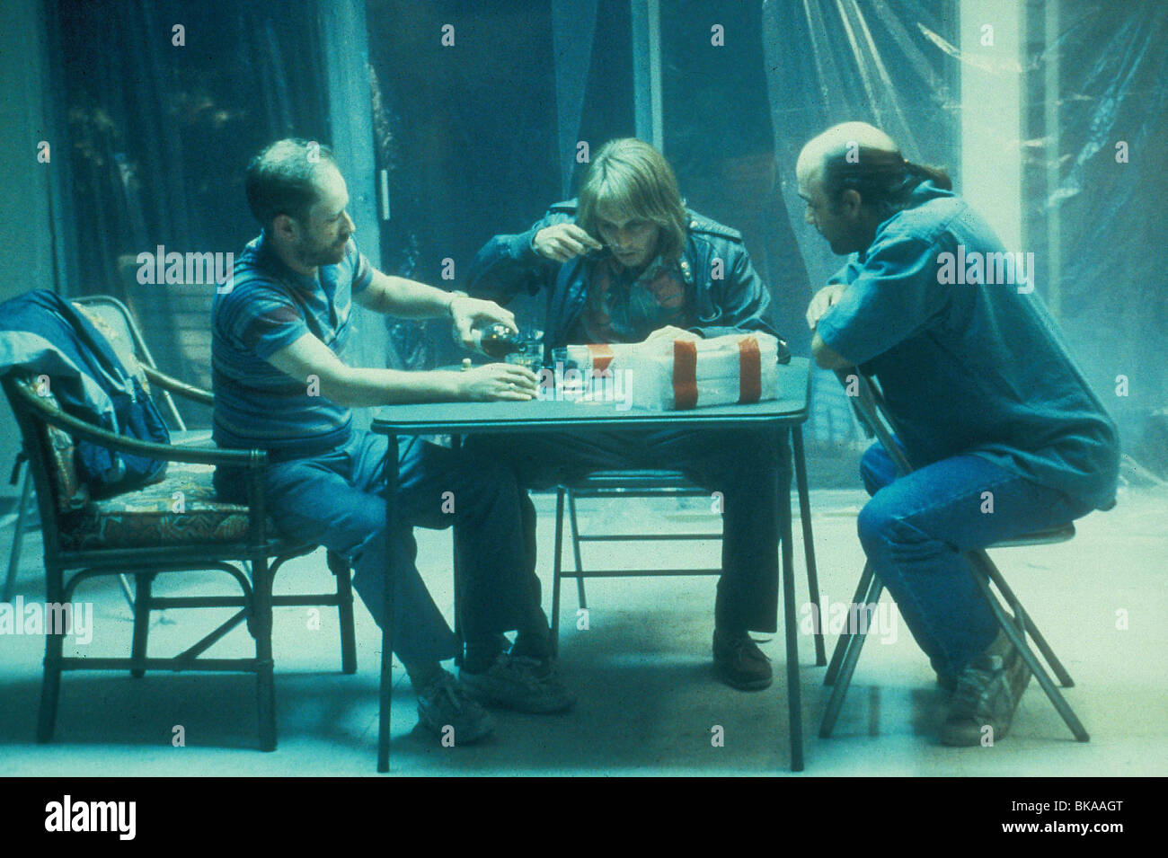 BLOW (2001) MAX PERLICH, JOHNNY DEPP BLWW 023 Stock Photo - Alamy