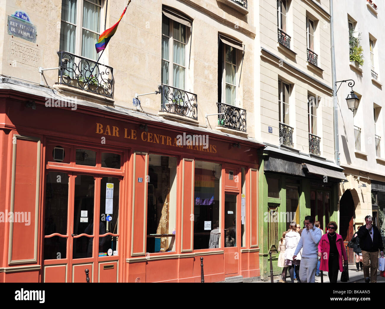 Paris gay bar hi-res stock photography and images - Alamy