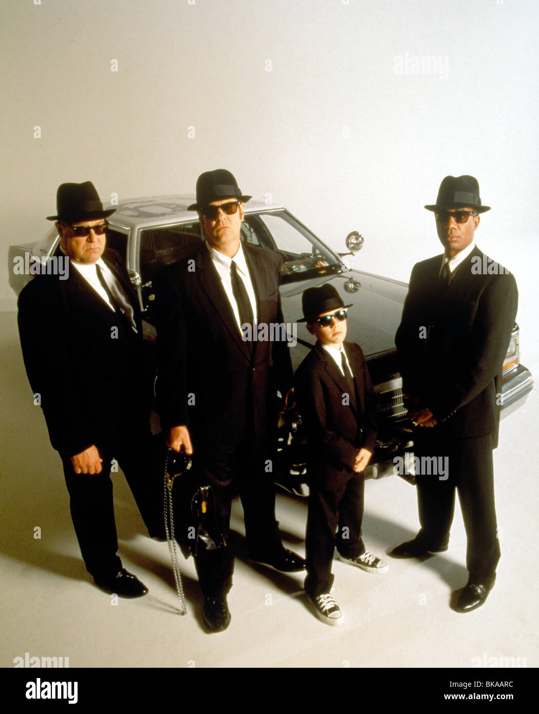 BLUES BROTHERS 2000 (1998) JOHN GOODMAN, DAN AYKROYD, J EVAN BONIFANT, JOE MORTON BB2 001 Stock Photo