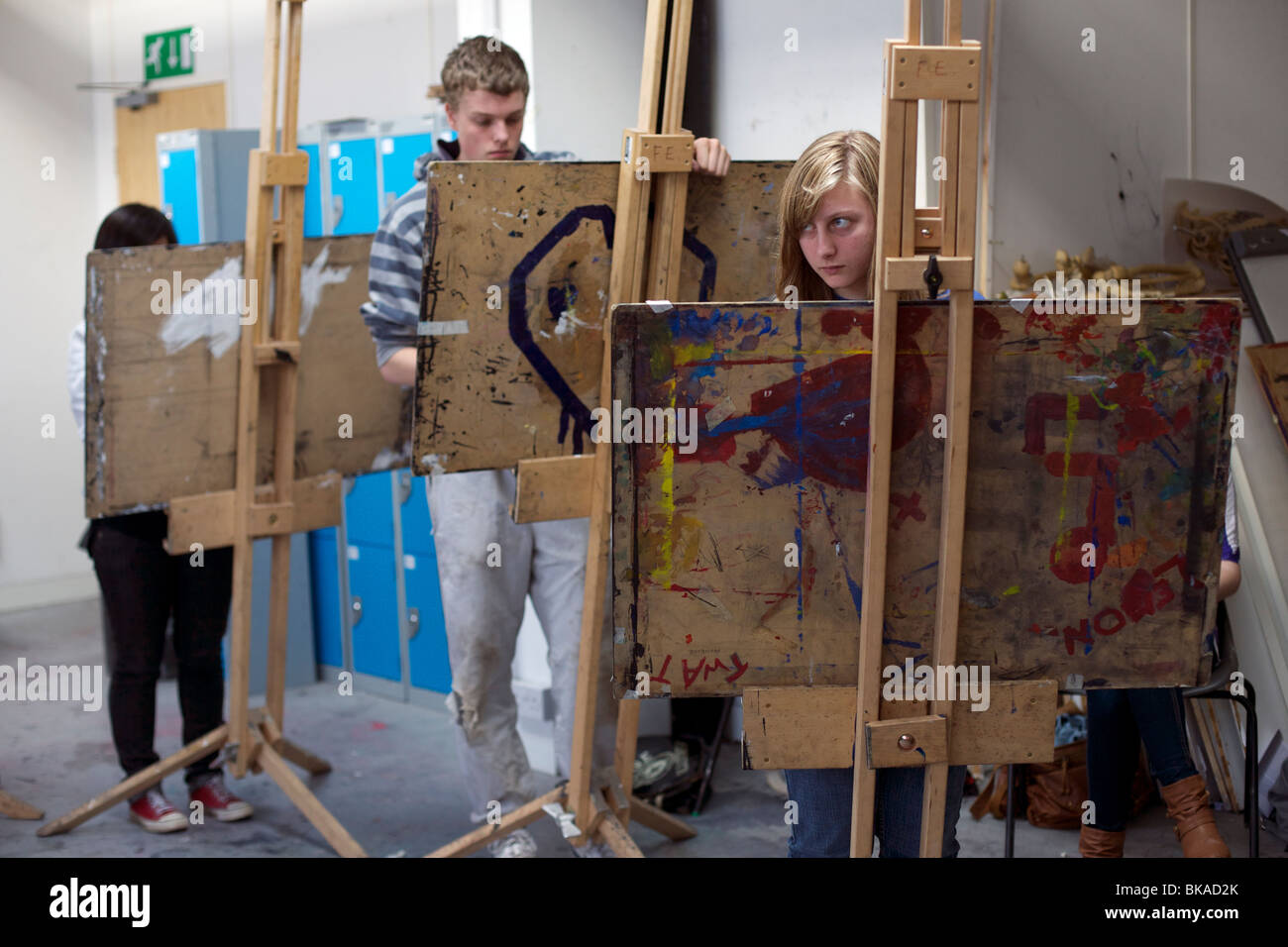 Students attending art class to improve there drawing skills, with a ...