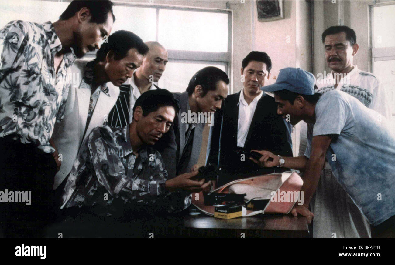 Sonatine  Year  1993 Japan Director  Takeshi Kitano Ren Ôsugi, Takeshi Kitano, Masanobu Katsumura, Susumu Terajima, Tetsu Stock Photo