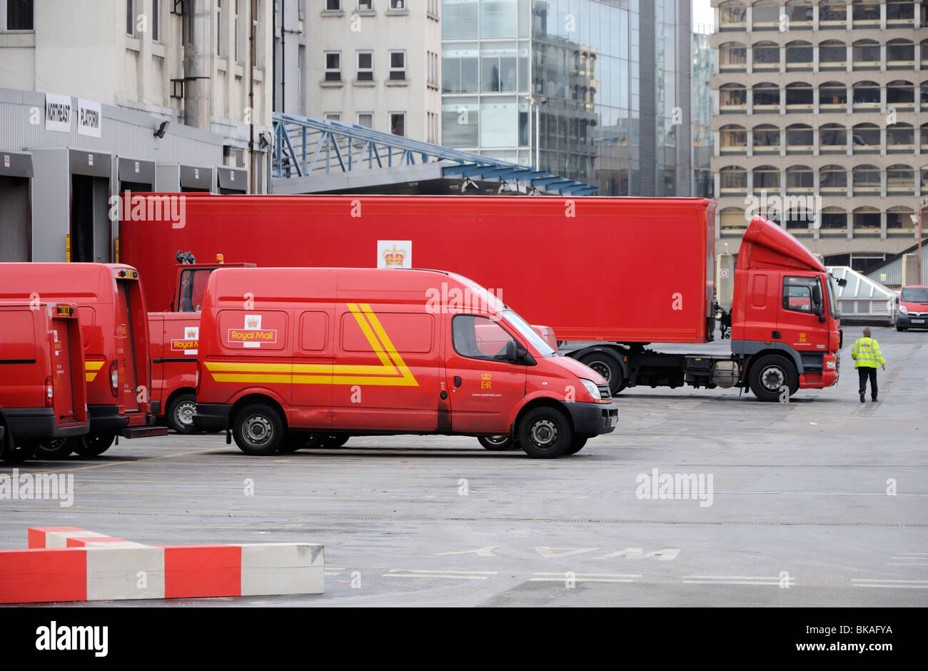 Royal Mail Mount Pleasant sorting office, Farringdon Road, Islington