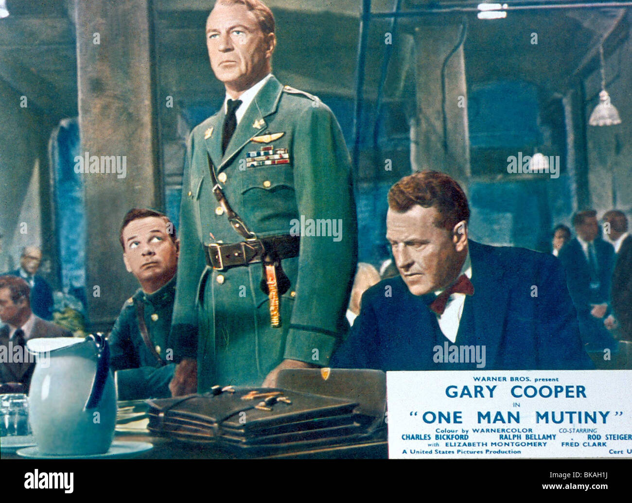 THE COURT MARTIAL OF BILLY MITCHELL (1955) ONE MAN MUTINY (ALT) GARY COOPER, RALPH BELLAMY CBML 007 Stock Photo