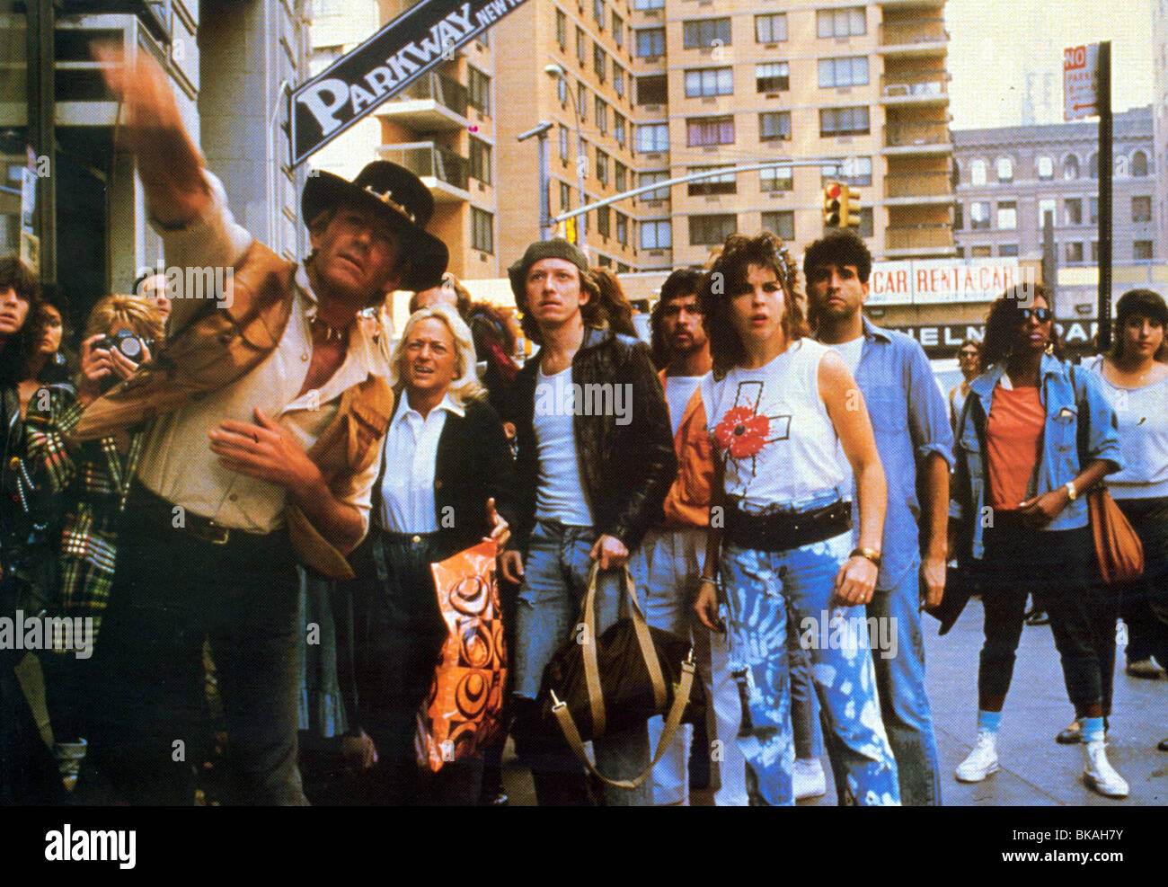 Crocodile dundee (1986) hires stock photography and images Alamy