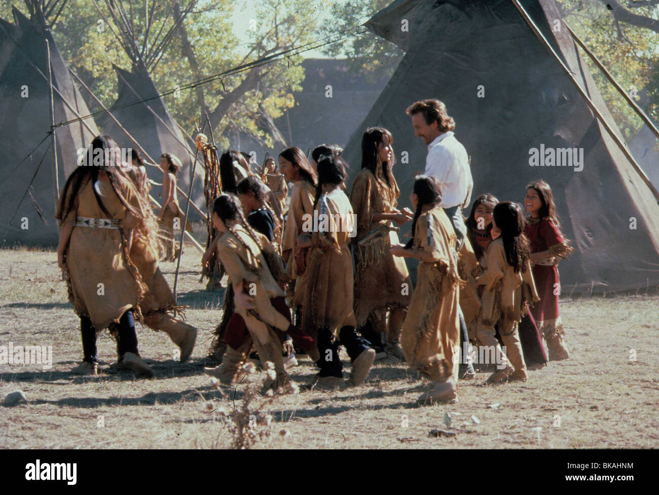 DANCES WITH WOLVES (1990) KEVIN COSTNER DWW 036 Stock Photo