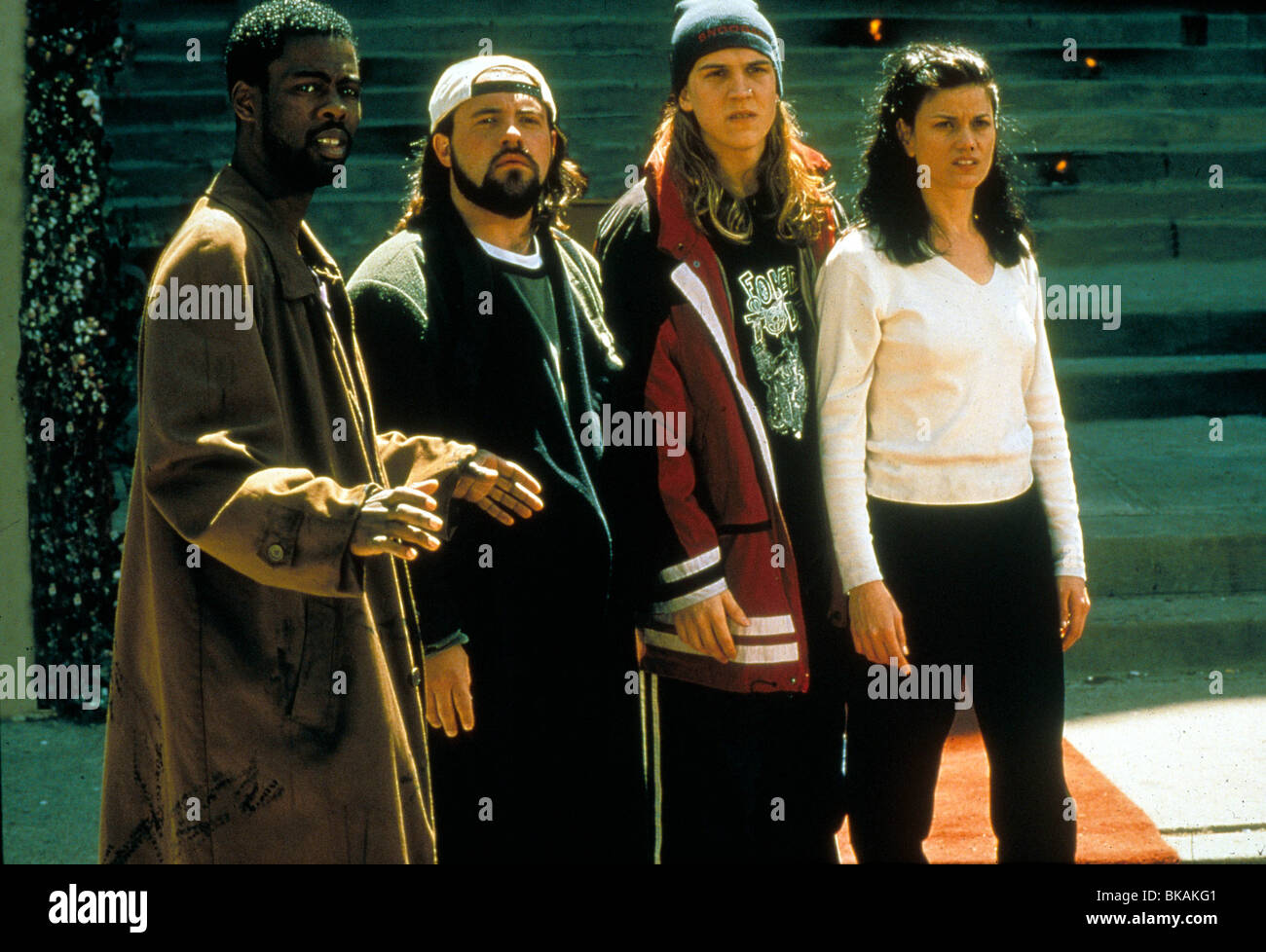 DOGMA (1999) CHRIS ROCK, KEVIN SMITH, JASON MEWES, LINDA FIORENTINO DGMA 002 Stock Photo