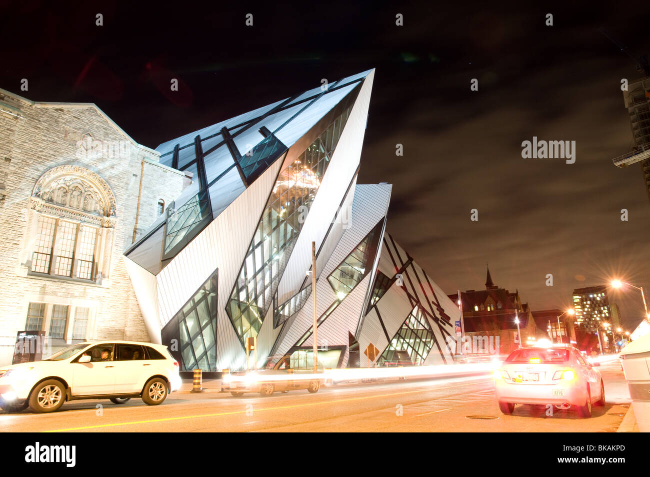 Night time view of the Royal Ontario Museum (ROM), Toronto, Canada Stock Photo