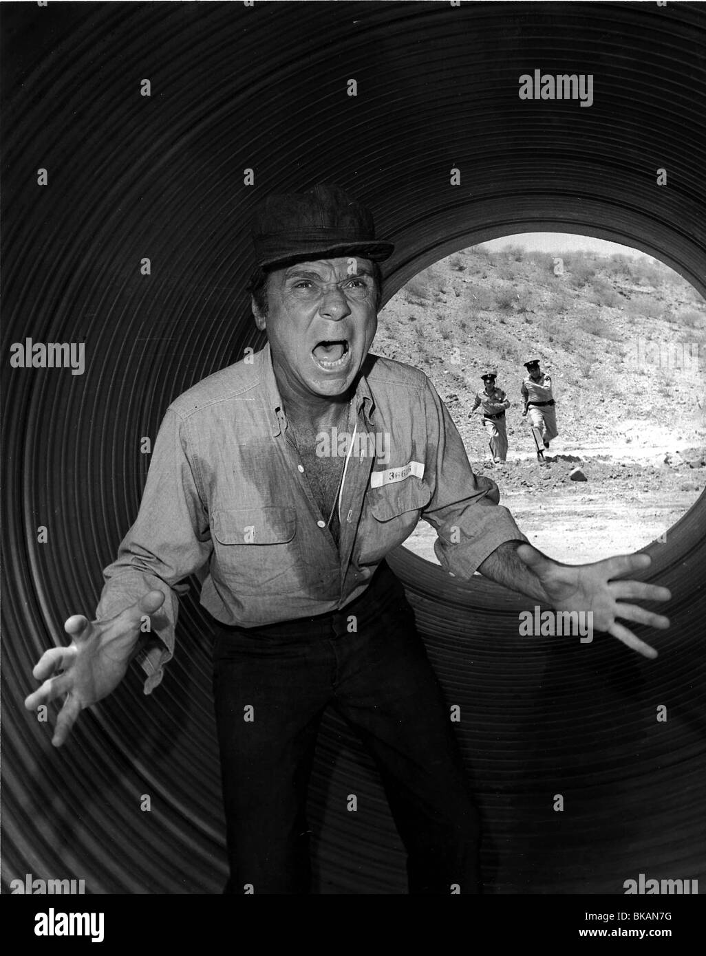 THE F.B.I. (TV SERIES 1965) EPISODE 'BREAK-IN' JACKIE COOPER THEF 001P Stock Photo