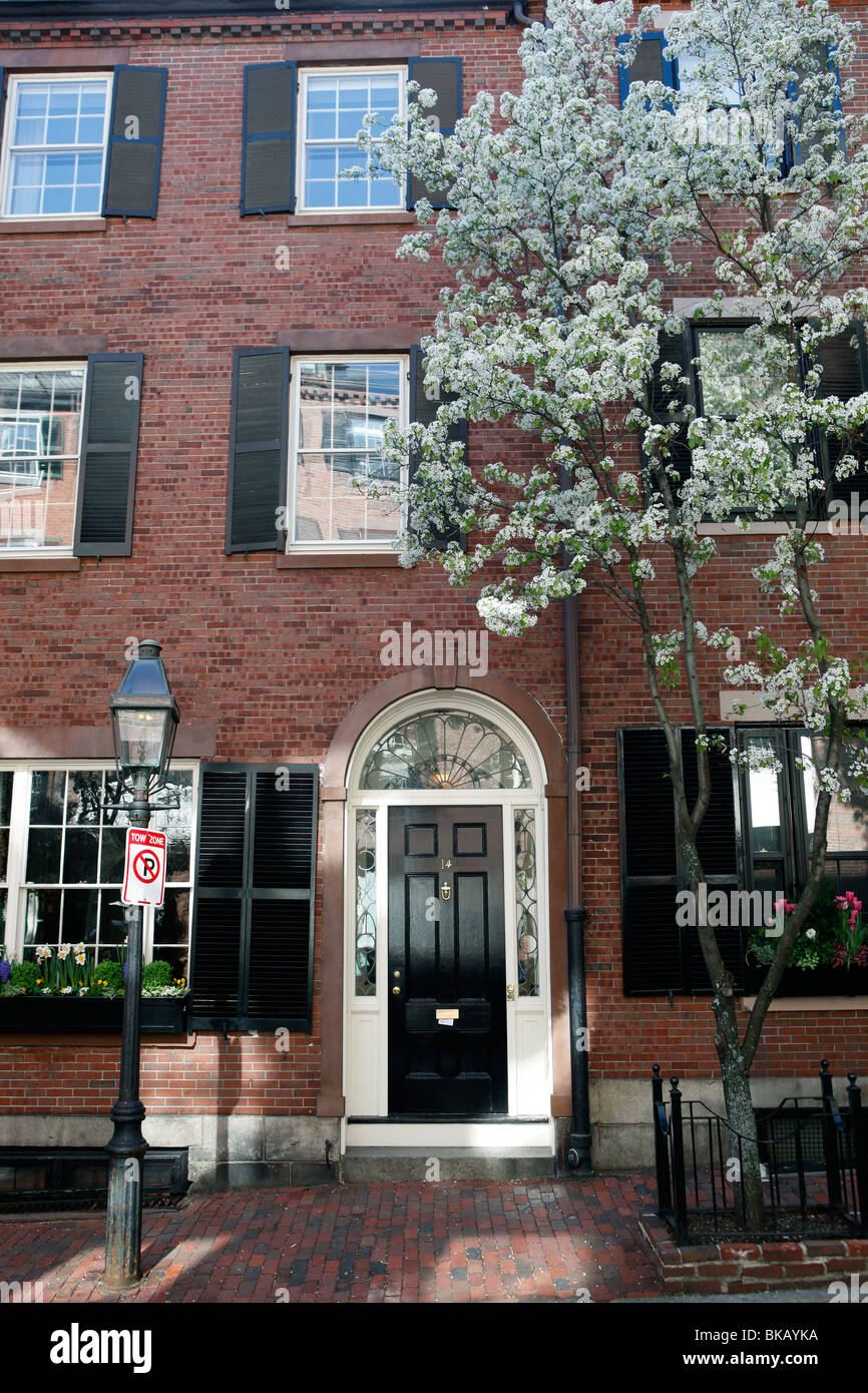 West Cedar Street, Beacon Hill, Boston, Massachusetts Stock Photo Alamy