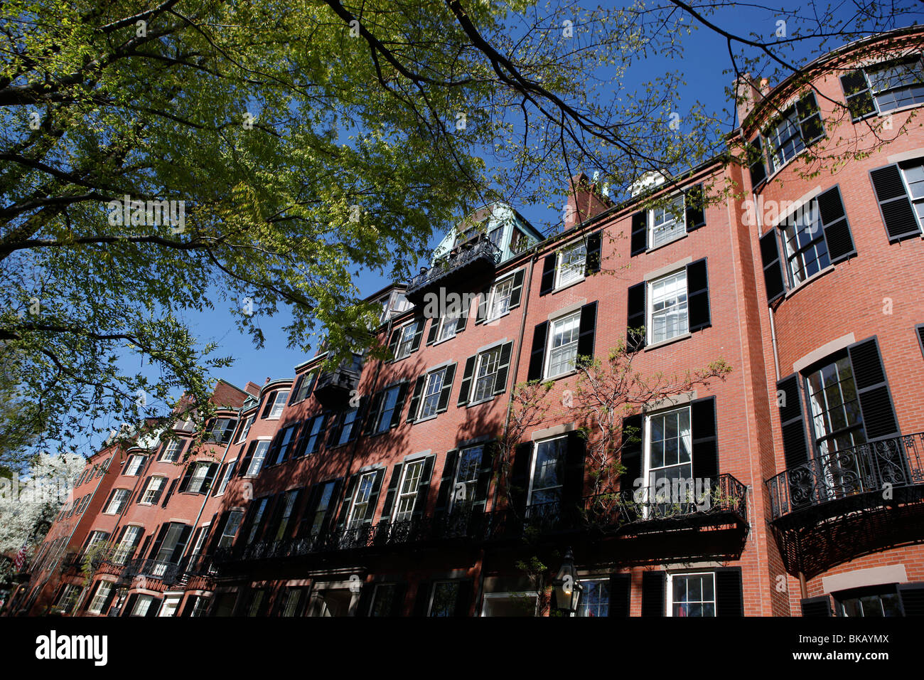 File:Louisburg Square Beacon Hill Boston Massachusetts.jpg - Wikipedia