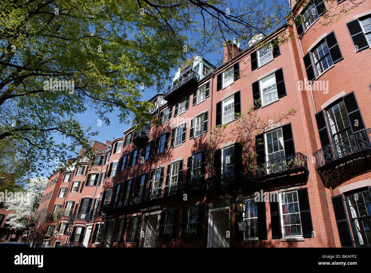 File:Louisburg Square Beacon Hill Boston Massachusetts.jpg - Wikipedia