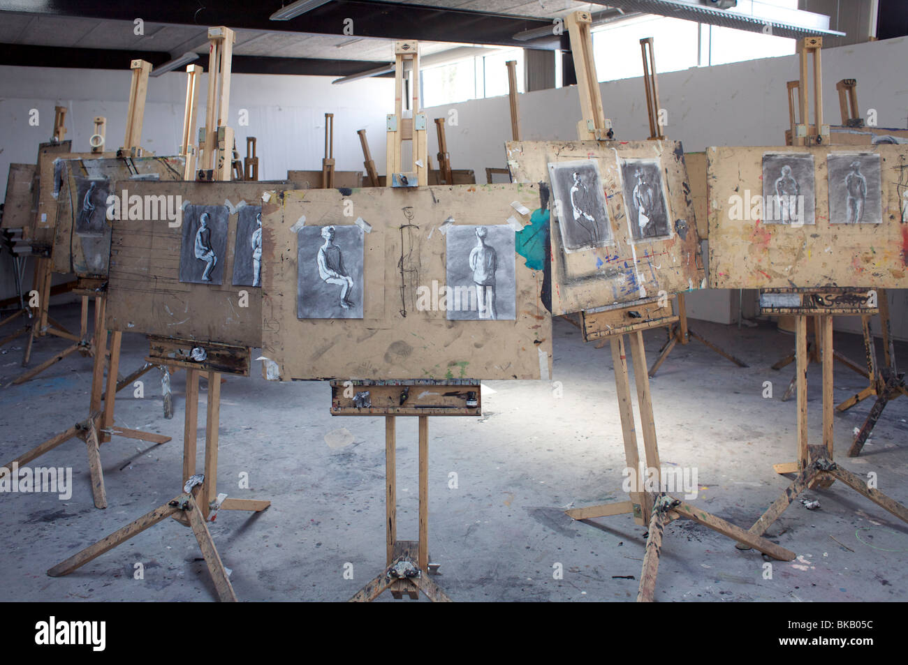 Students attending art class to improve there drawing skills, with a ...