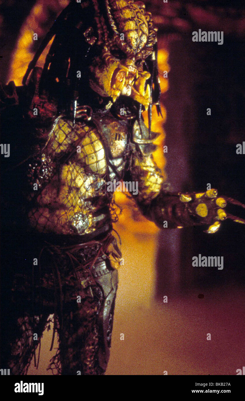 Aliens vs predator 2 hi-res stock photography and images - Alamy