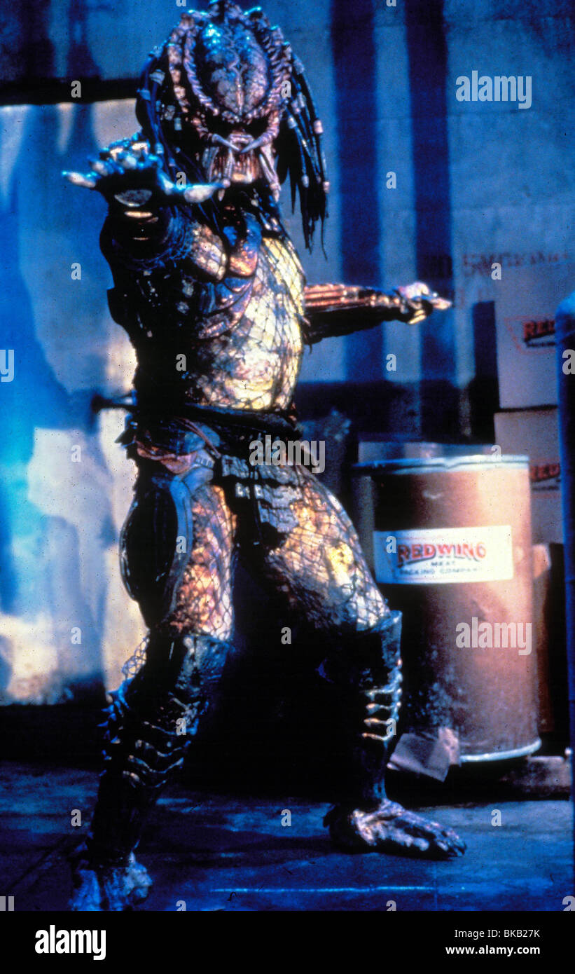 Хищник 2 роли. Predator 2 1990. Кевин Питер Холл хищник 2. Дэнни Гловер хищник 2. Хищник 1987 Кевин Питер Холл.