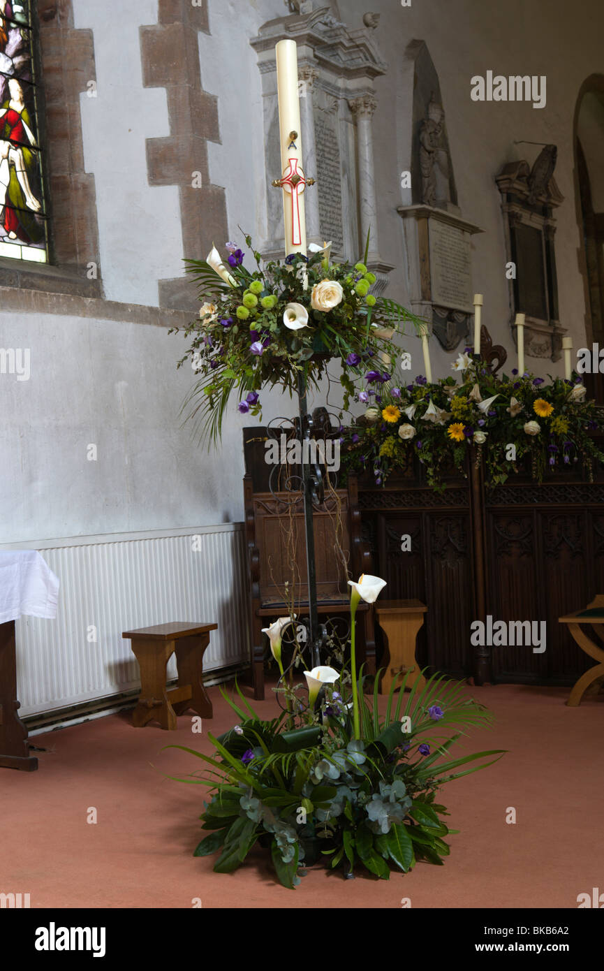 St Dunstan's Mayfield Easter candle Stock Photo Alamy