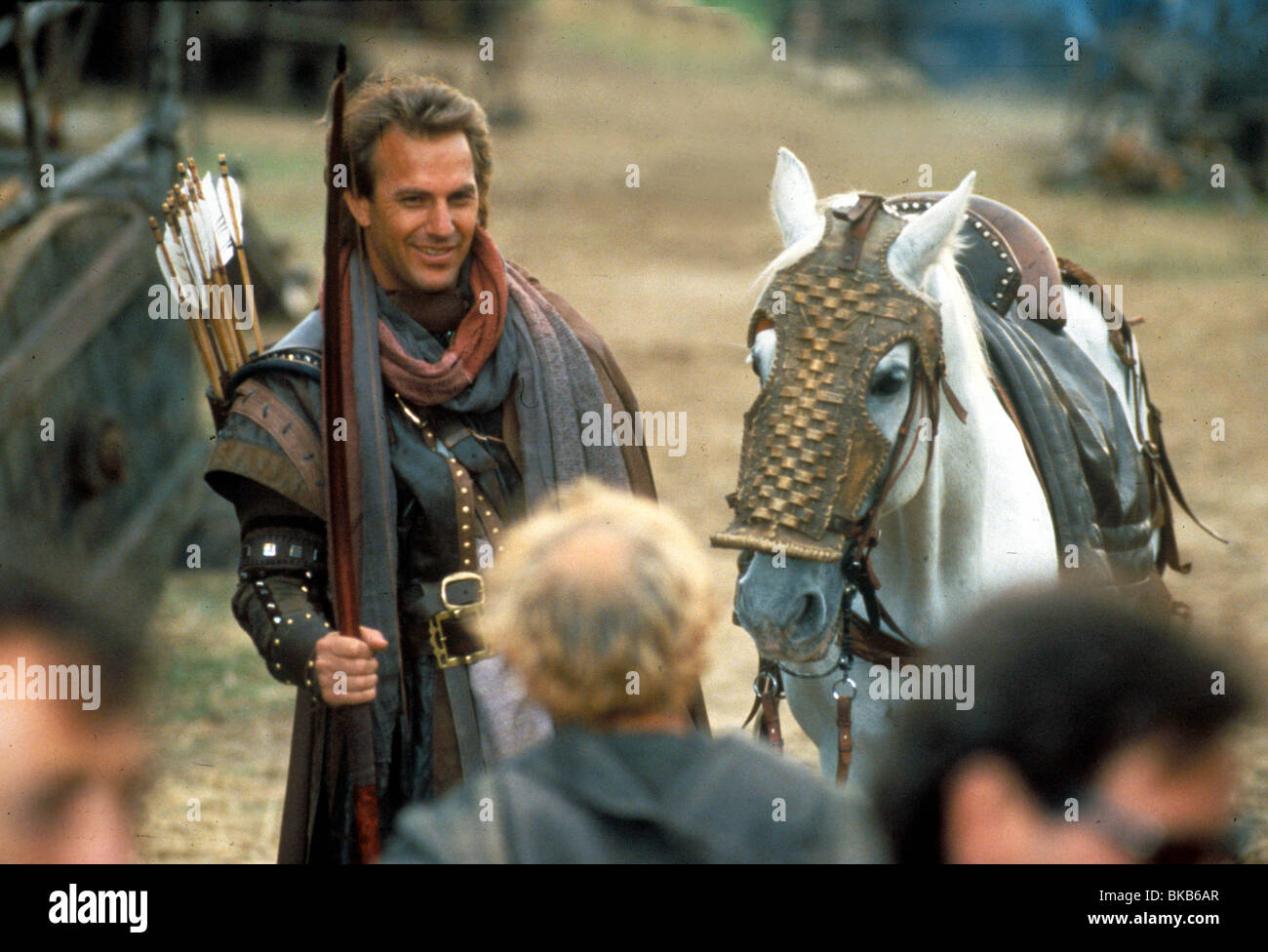 ROBIN HOOD: PRINCE OF THIEVES (1991) KEVIN COSTNER RHP 044 Stock Photo