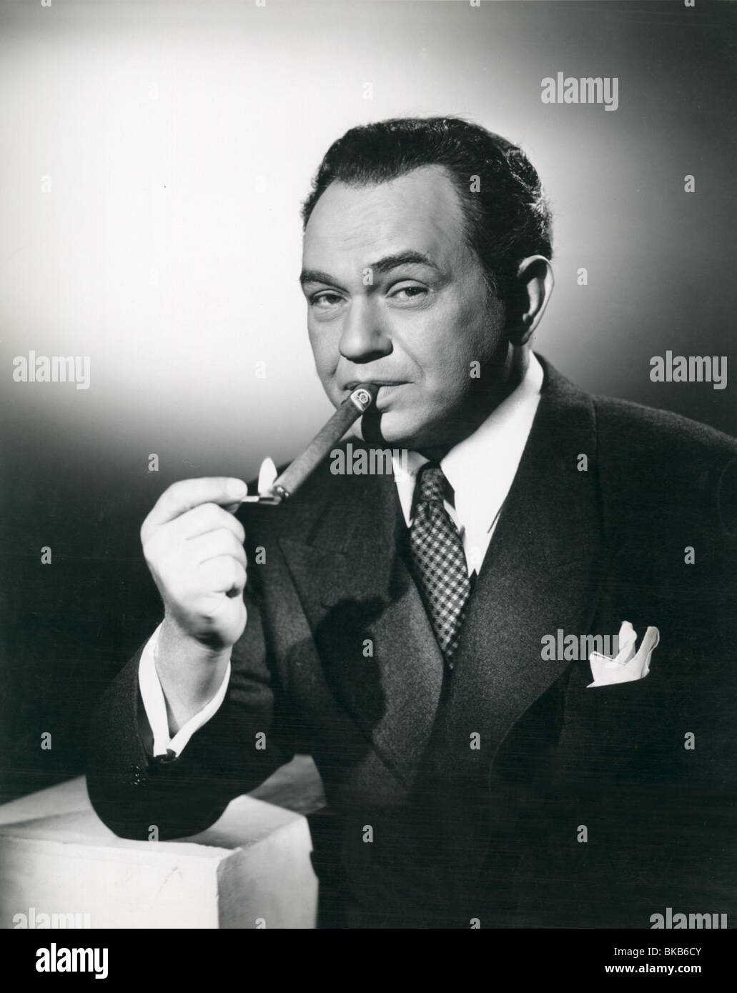 smoking tobacco long term effects There are short and long term effects of tobacco on our health. It's important to note that non smokers are also at risk when exposed to smoking in their environment. Do not