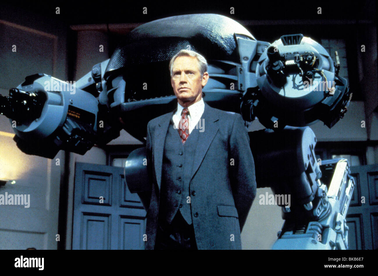 ROBOCOP -1987 RONNY COX Stock Photo - Alamy
