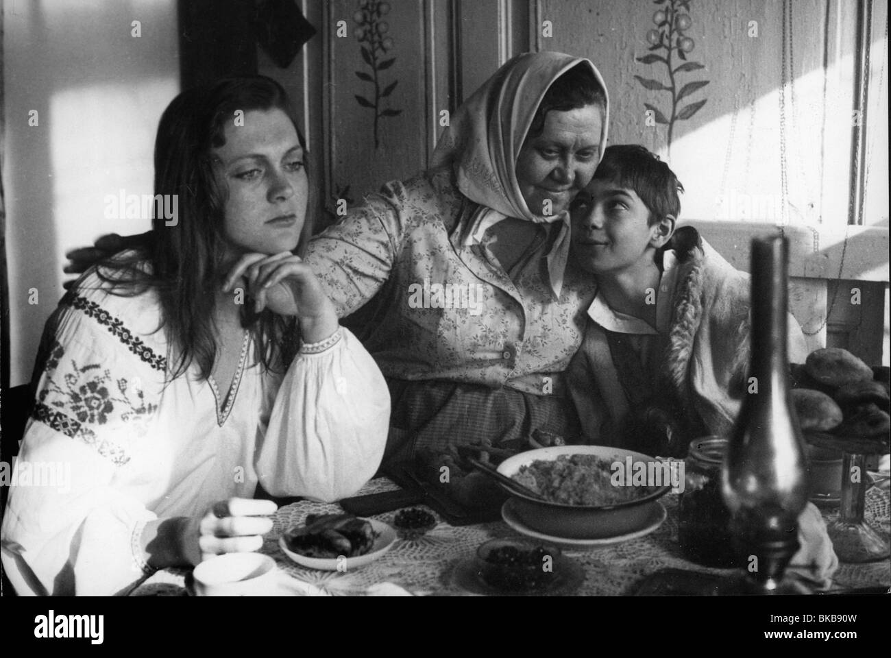 Detskiy sad  Year : 1983 Director : Yevgeni Yevtushenko Galina Stakhanova, Sergei Gusak Stock Photo
