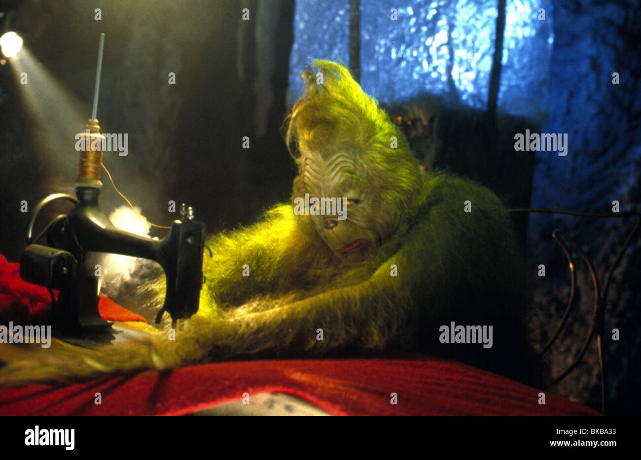 Jim carrey grinch hi-res stock photography and images - Alamy