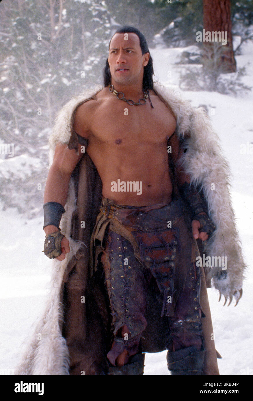 THE SCORPION KING (2002) THE MUMMY 3 (ALT) DWAYNE JOHNSON (THE ROCK) SPNK 002 Stock Photo