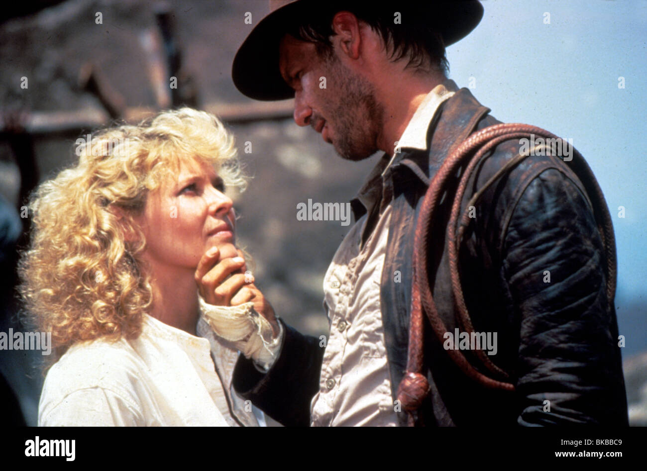 INDIANA JONES AND THE TEMPLE OF DOOM (1984) KATE CAPSHAW, HARRISON FORD INT 027 Stock Photo