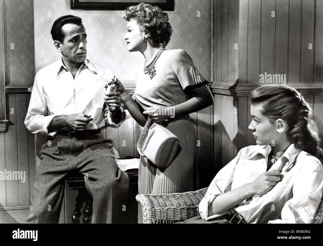 KEY LARGO (1948) HUMPHREY BOGART, CLAIRE TREVOR, LAUREN BACALL KYL 002P ...