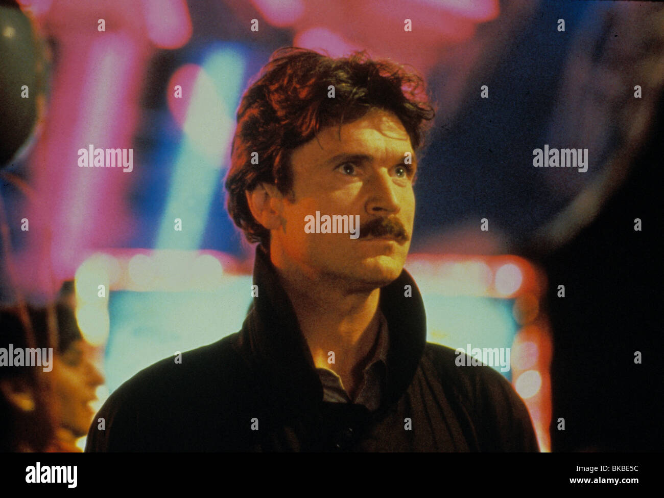 sleeping-with-the-enemy-1990-patrick-bergin-sle-023-stock-photo-alamy
