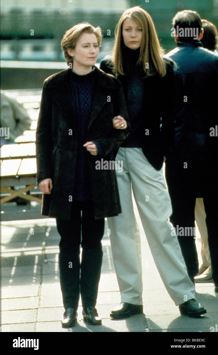 SLIDING DOORS(1997) ZARA TURNER, GWYNETH PALTROW SLGD 078 Stock Photo -  Alamy