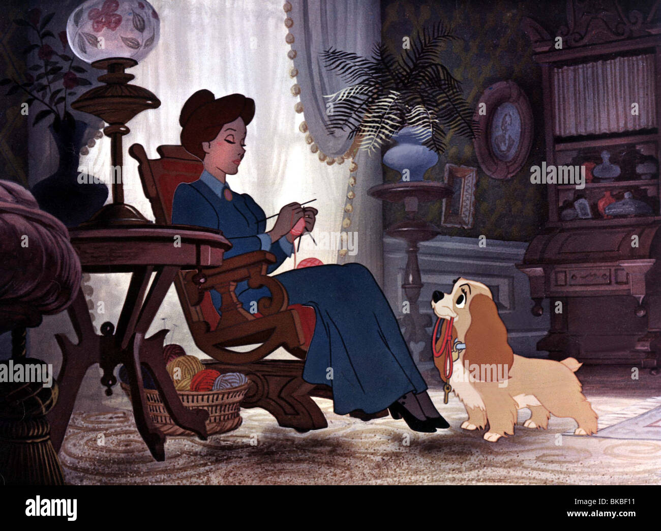 LADY AND THE TRAMP (ANI - 1955) ANIMATED CREDIT DISNEY LATT 015FOH Stock Photo
