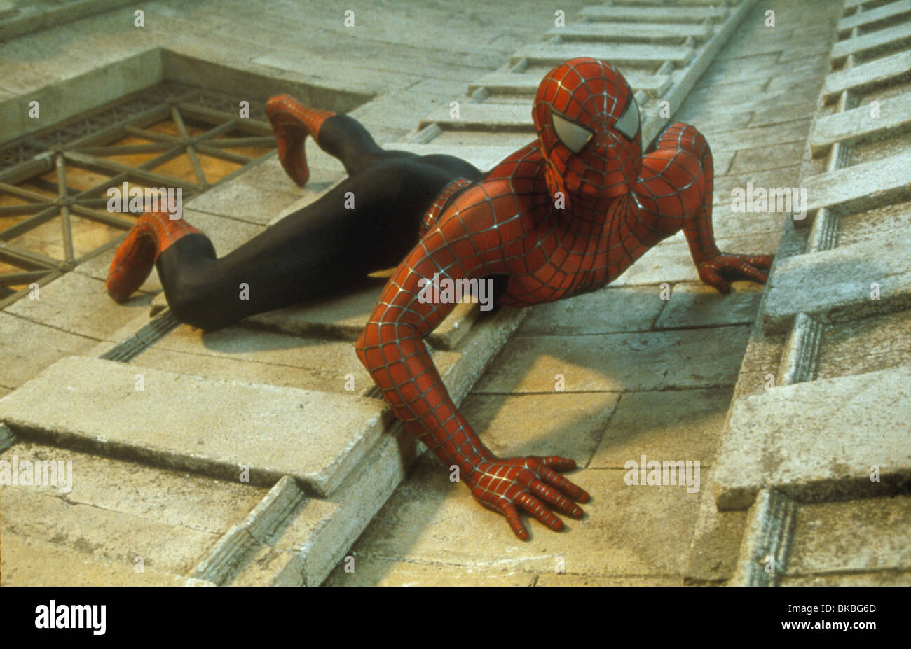 SPIDER-MAN (2002) SPIDERMAN (ALT) TOBEY MAGUIRE SPDR 028 Stock Photo