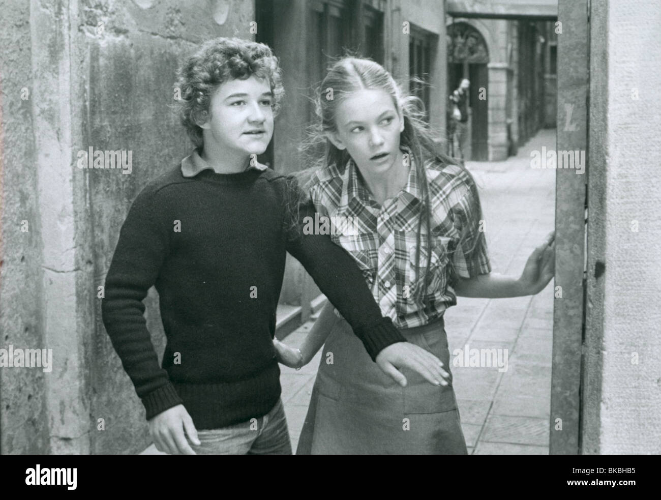 A LITTLE ROMANCE (1979) THELONIOUS BERNARD, DIANE LANE ALR 008P Stock Photo