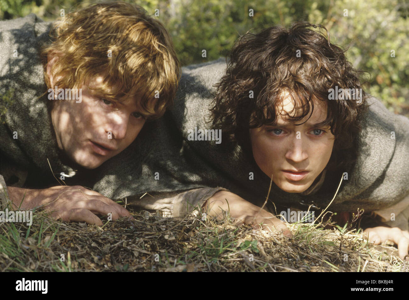 THE LORD OF THE RINGS: THE TWO TOWERS (2002) SEAN ASTIN, SAM GAMGEE, ELIJAH WOOD, FRODO BAGGINS TWRS 001 10 Stock Photo