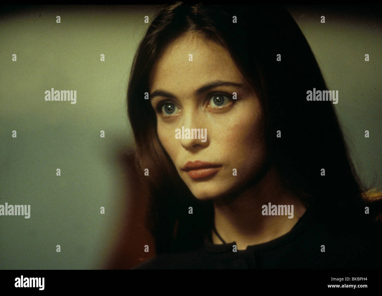 MISSION IMPOSSIBLE (1996) EMMANUELLE BEART MSNI 052 Stock Photo