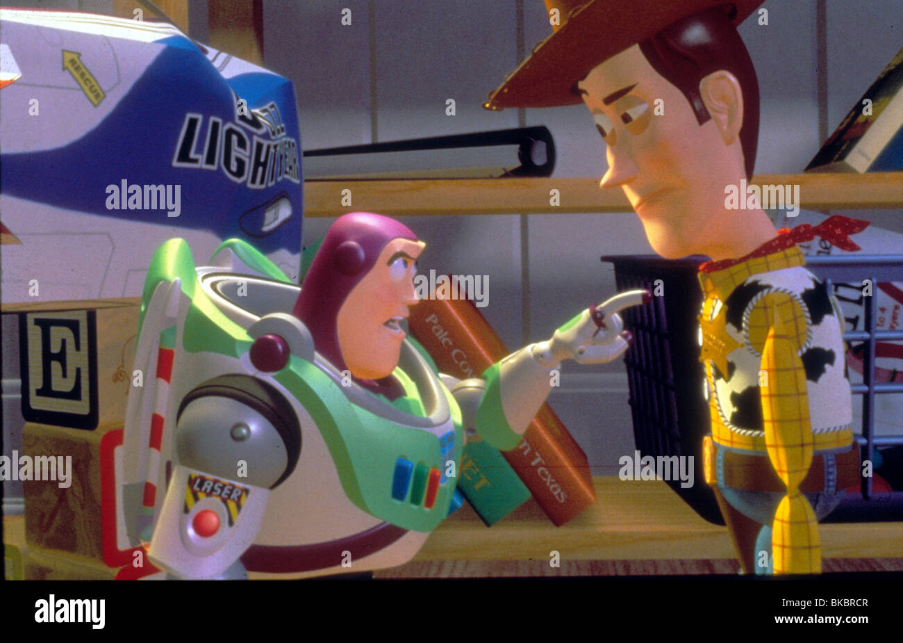 TOY STORY (1995) ANIMATED BUZZ LIGHTYEAR, WOODY TYSY 089 CREDIT DISNEY Stock Photo