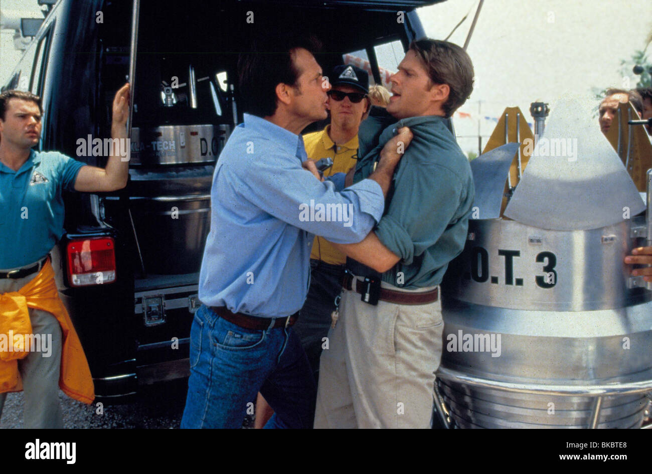 TWISTER (1996) BILL PAXTON, CARY ELWES TWWW 057 Stock Photo