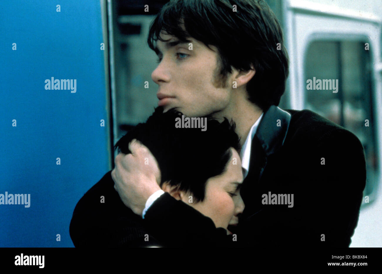 ON THE EDGE (2000) CATCH THE SUN (ALT) TRICIA VESSEY, CILLIAN MURPHY OTEG 003 Stock Photo