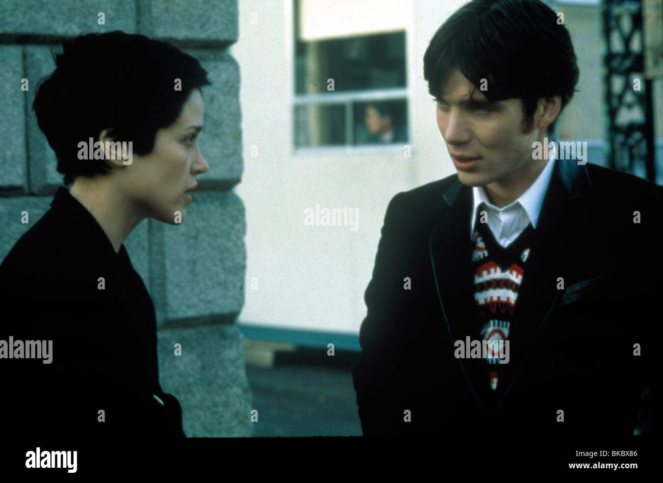 ON THE EDGE (2000) CATCH THE SUN (ALT) TRICIA VESSEY, CILLIAN MURPHY OTEG 004 Stock Photo