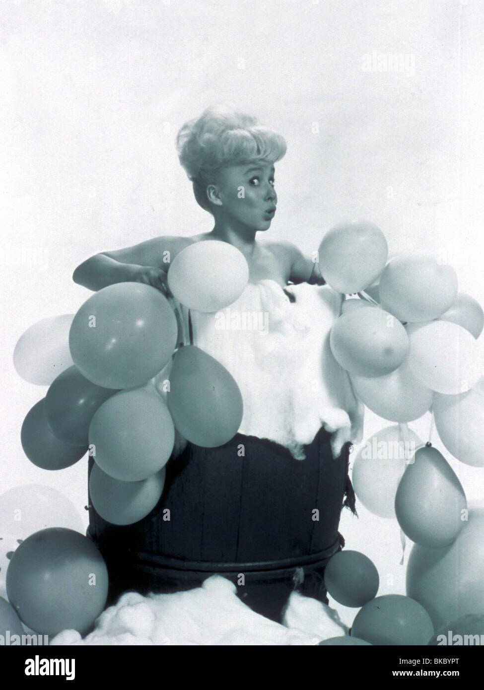 BARBARA WINDSOR PORTRAIT Stock Photo - Alamy