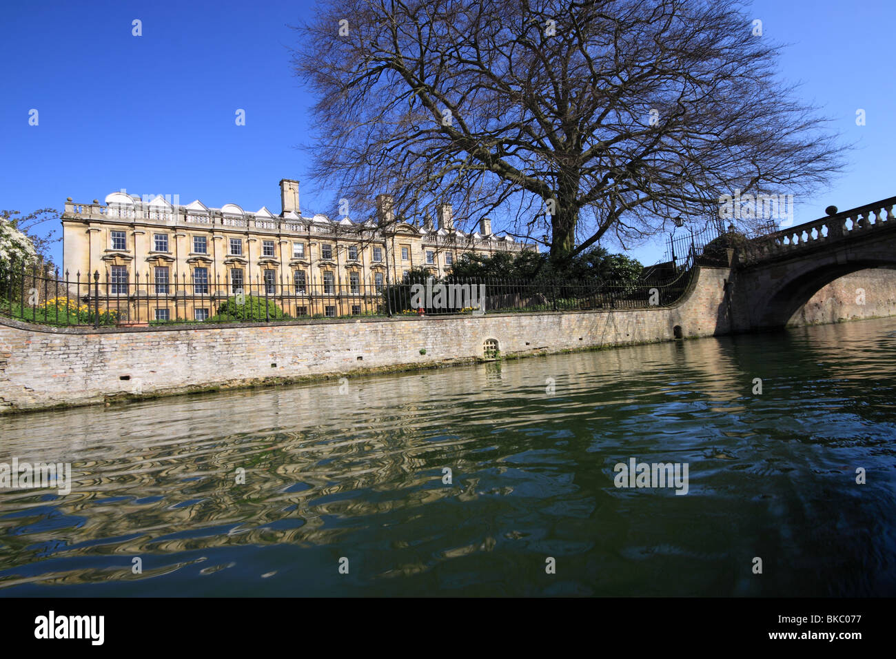 A view of Clare College, Cambridge from the River Cam Stock Photo
