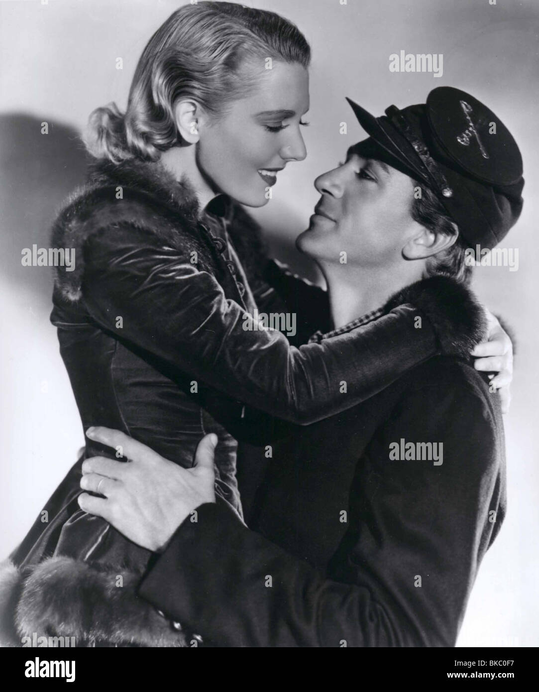 THE PLAINSMAN (1936) JEAN ARTHUR, GARY COOPER PLAN 003P Stock Photo - Alamy