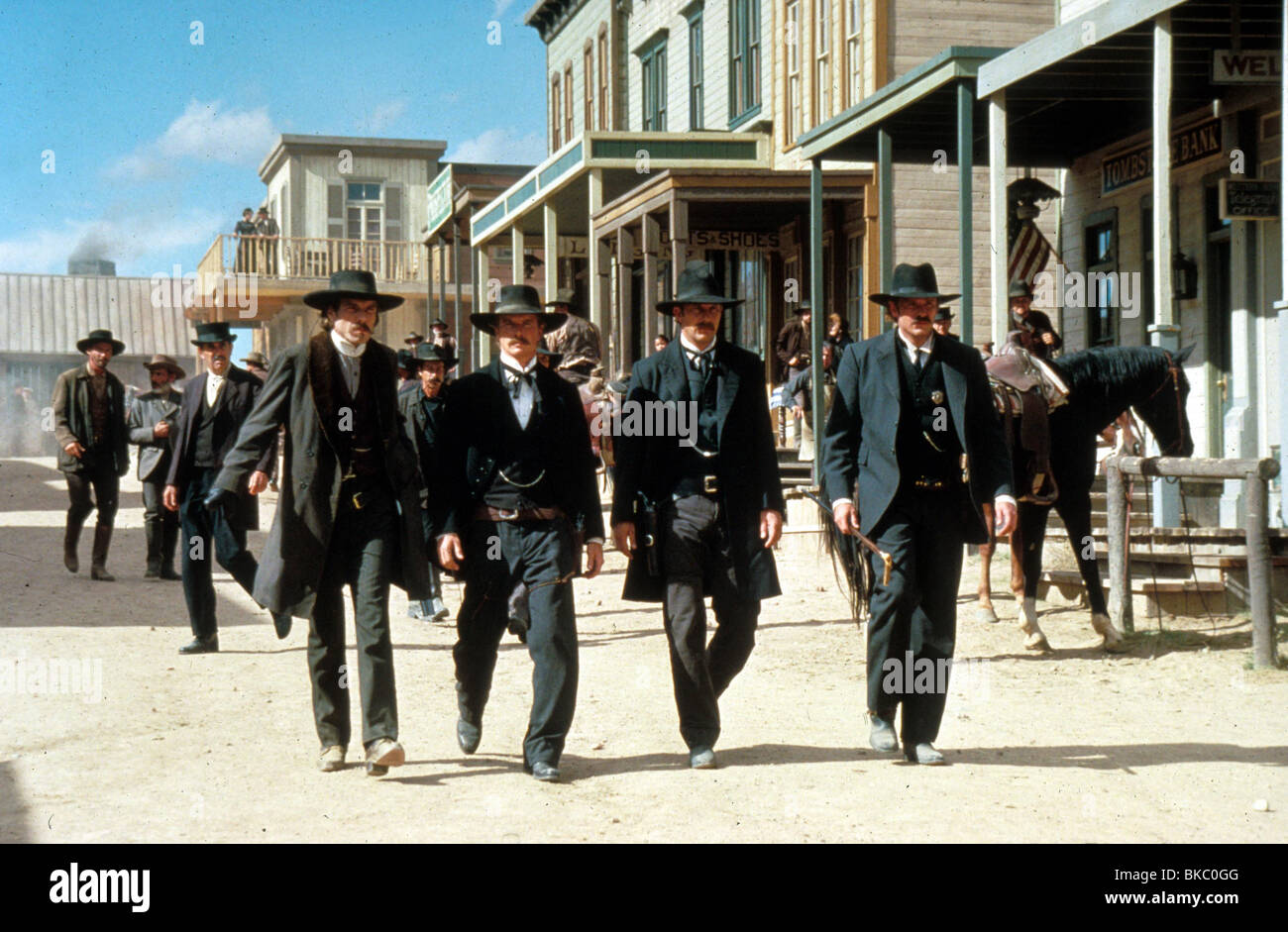 Dennis quaid wyatt earp 1994 hires stock photography and images Alamy